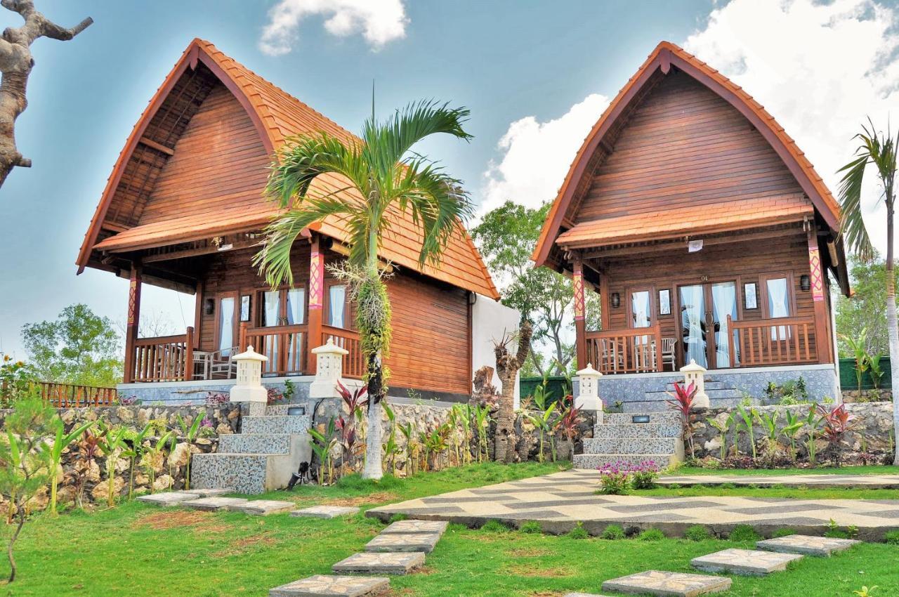 Reynten Hill Resort Batununggul Exterior photo